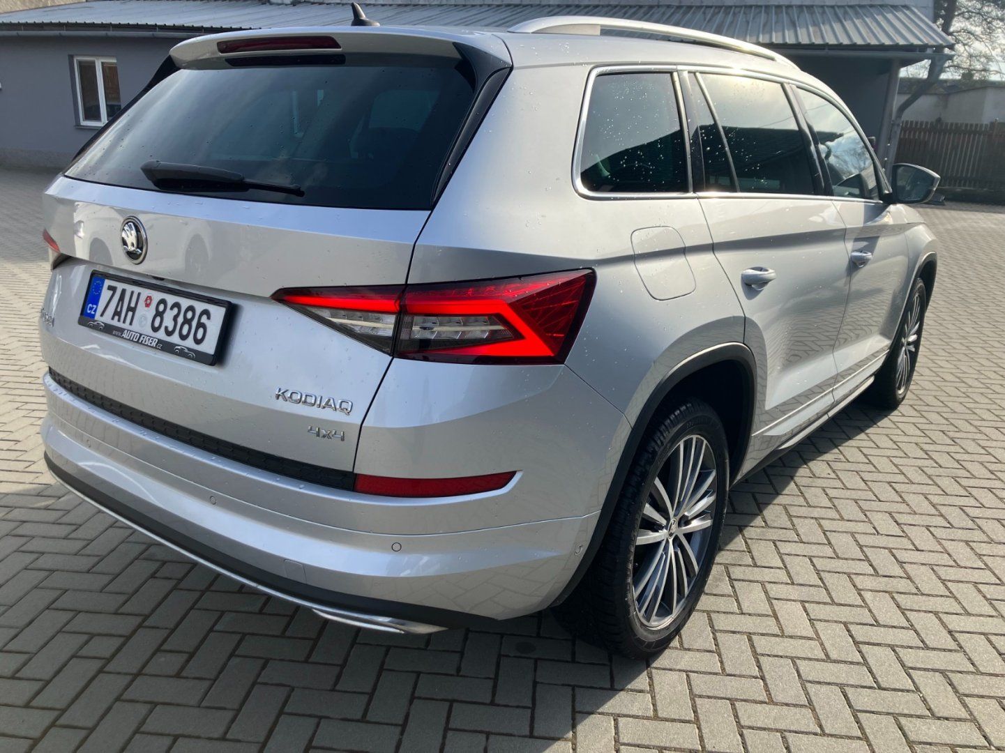 Škoda Kodiaq, 2.0TDI L&K 4x4 DSG NEHAVAR. - fotka 6