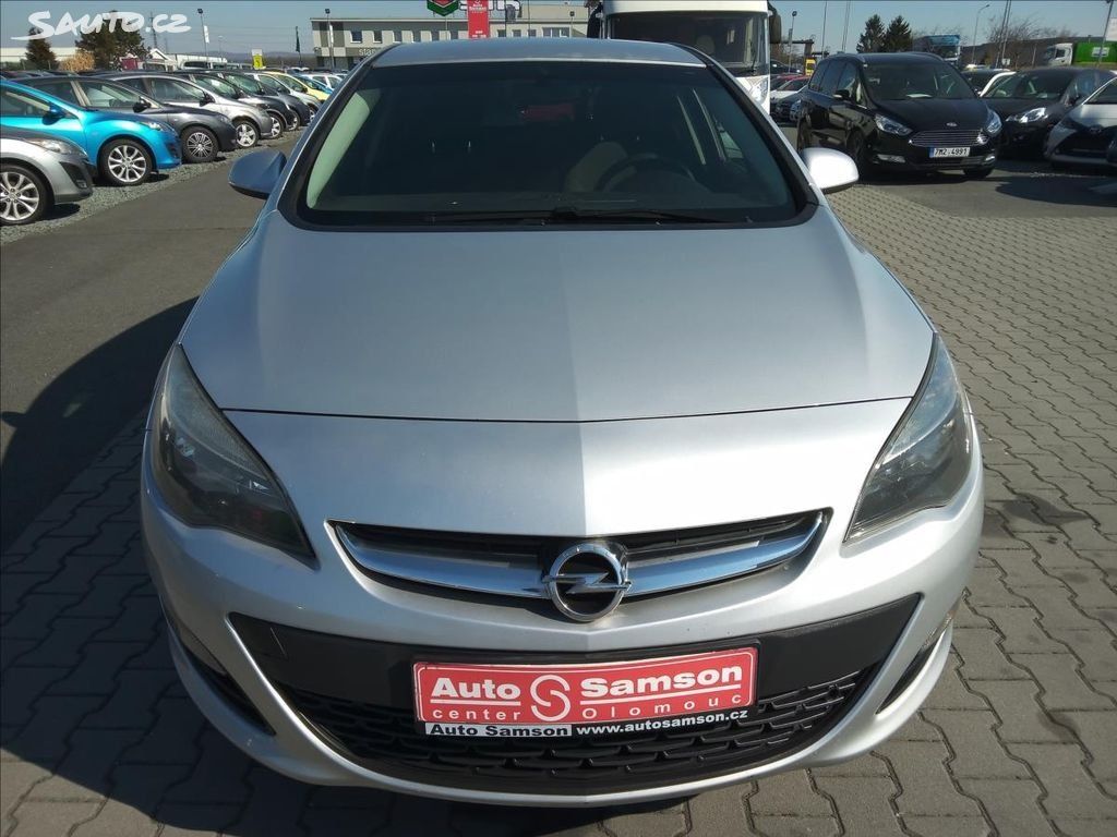 Opel Astra, 1,3 CDTi *ECOFLEX*KLIMATIZACE* - fotka 2