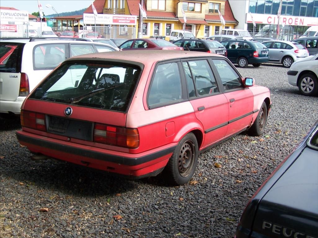 BMW Řada 3, 1.8 VETERÁN Vada motoru, koroz - fotka 2