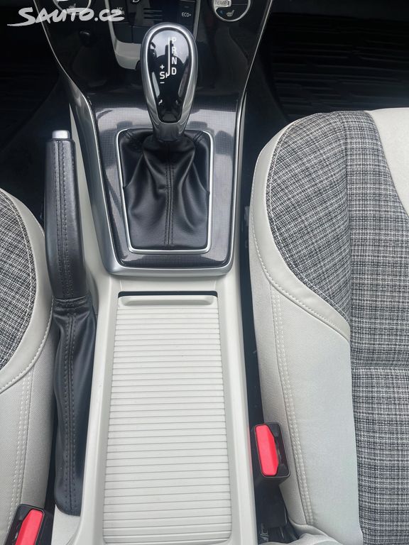 Volvo V40, fotka 20