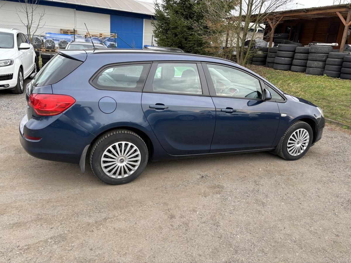 Opel Astra, 2.0 D - fotka 6