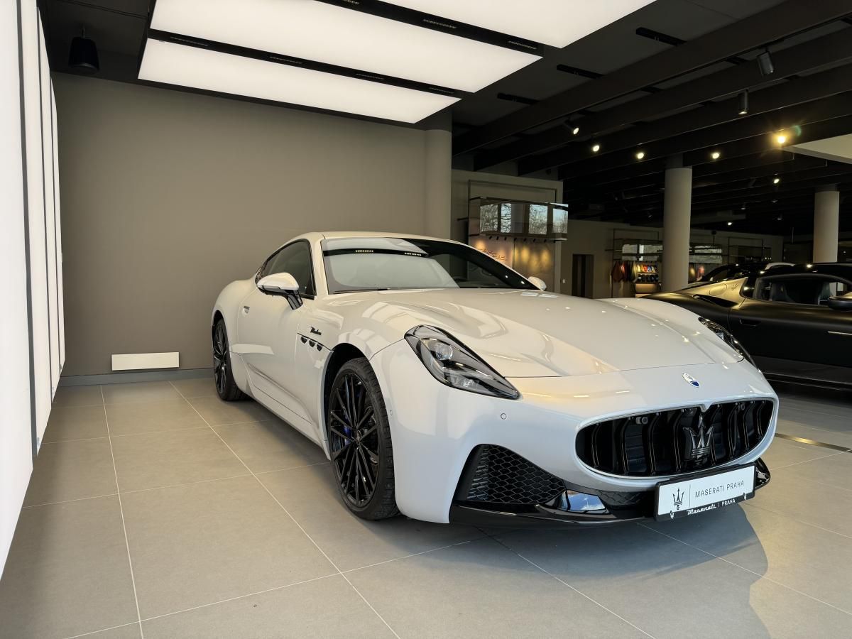Maserati GranTurismo, Modena 490HP - fotka 4