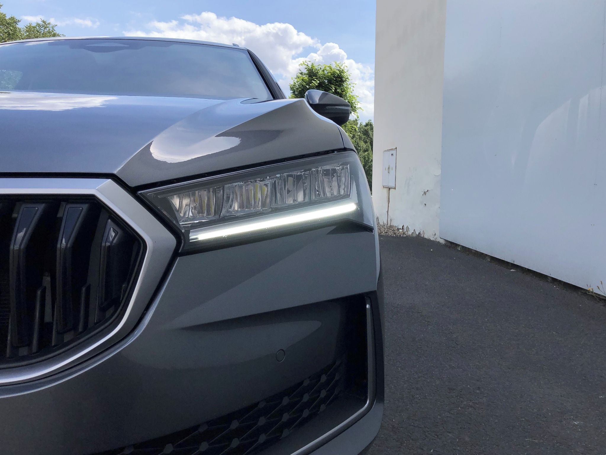 Škoda Superb, Combi Selec 2.0 TDI 110 kW DSG - fotka 6