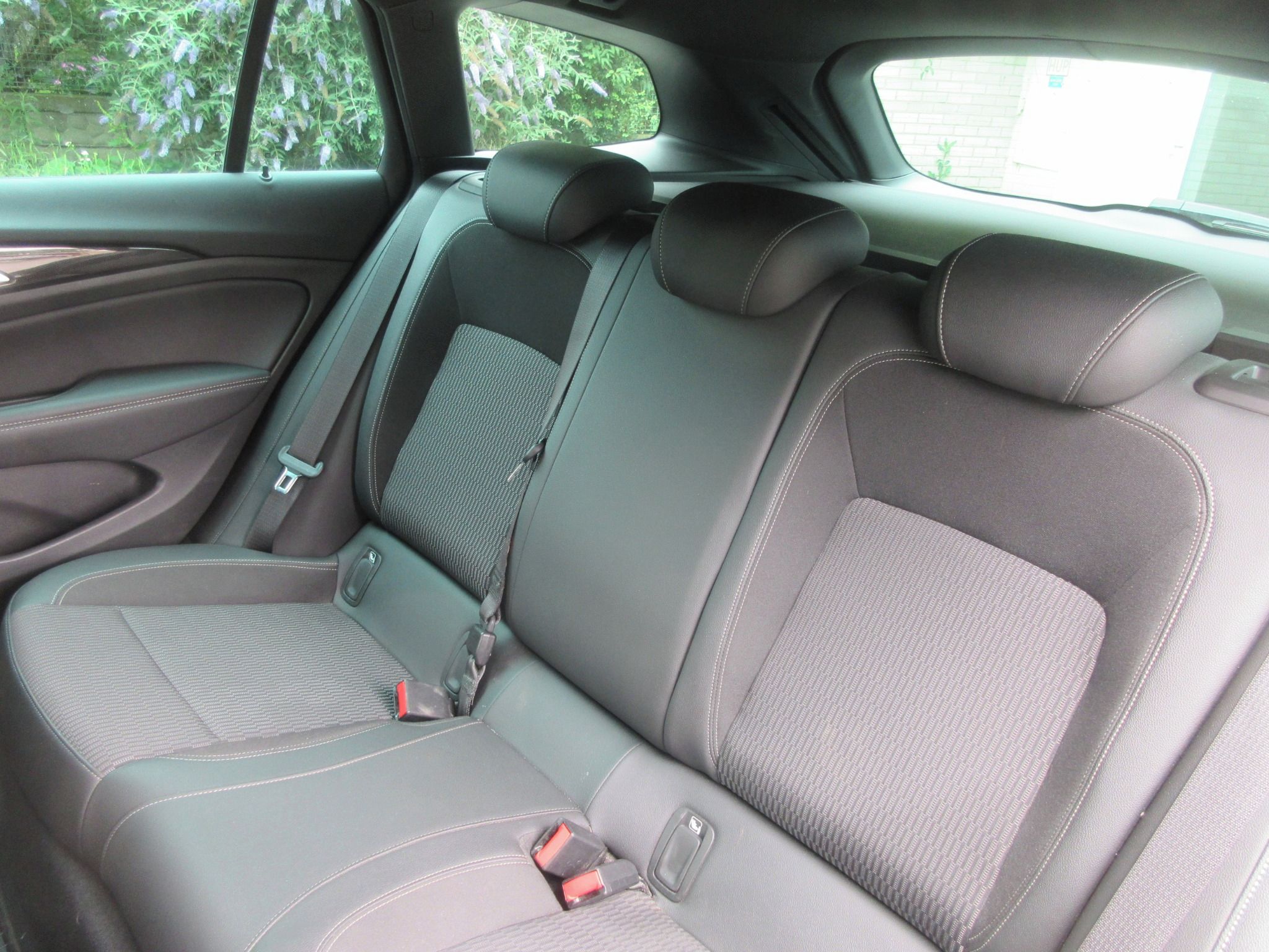 Opel Insignia, 2.0CDTi 128kw - fotka 6