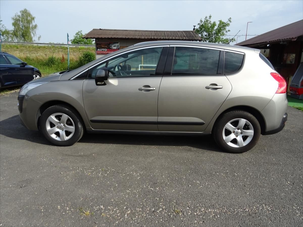 Peugeot 3008, 1,6 16V VTI 120 k Premium - fotka 4