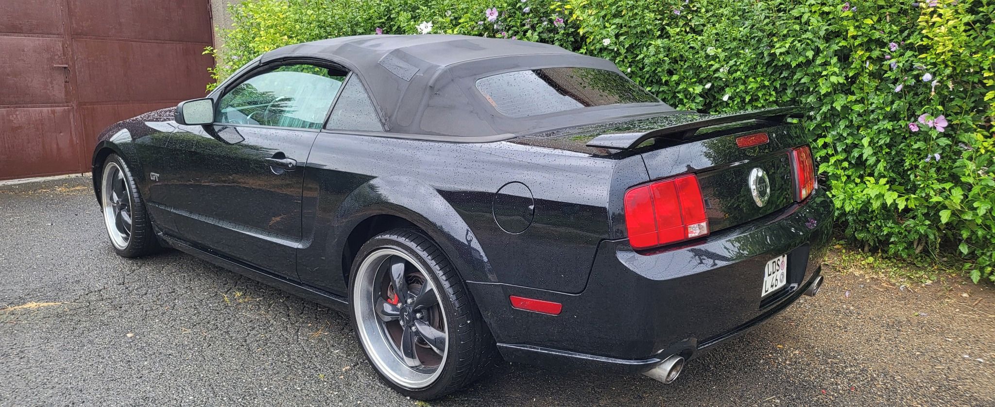 Ford Mustang, 4.6 GT cabrio,plyn,lad.výfuky - fotka 3
