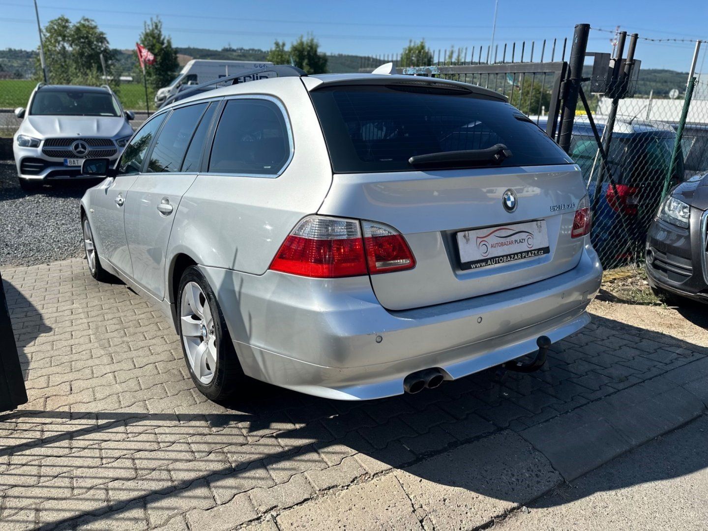 BMW Řada 5, 530Xd PĚKNÝ STAV - fotka 5