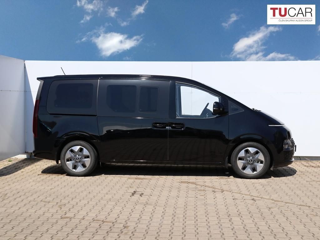 Hyundai Staria, 2.2 CRDI 4x4 9 Sedadel, Kůže - fotka 4