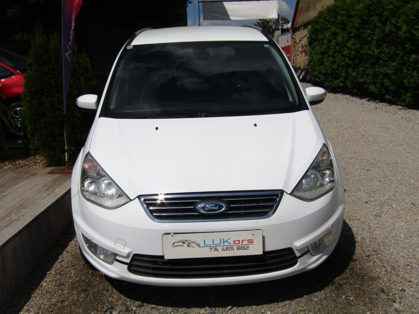 Ford Galaxy, 1.6 TDCi  ZIMNÍ + LETNÍ PNEU - fotka 6