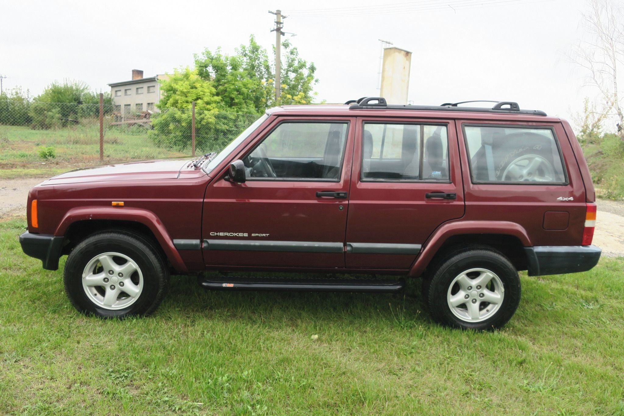 Jeep Cherokee, 2.5 TD SPORT, BEZ KOROZE !! - fotka 3