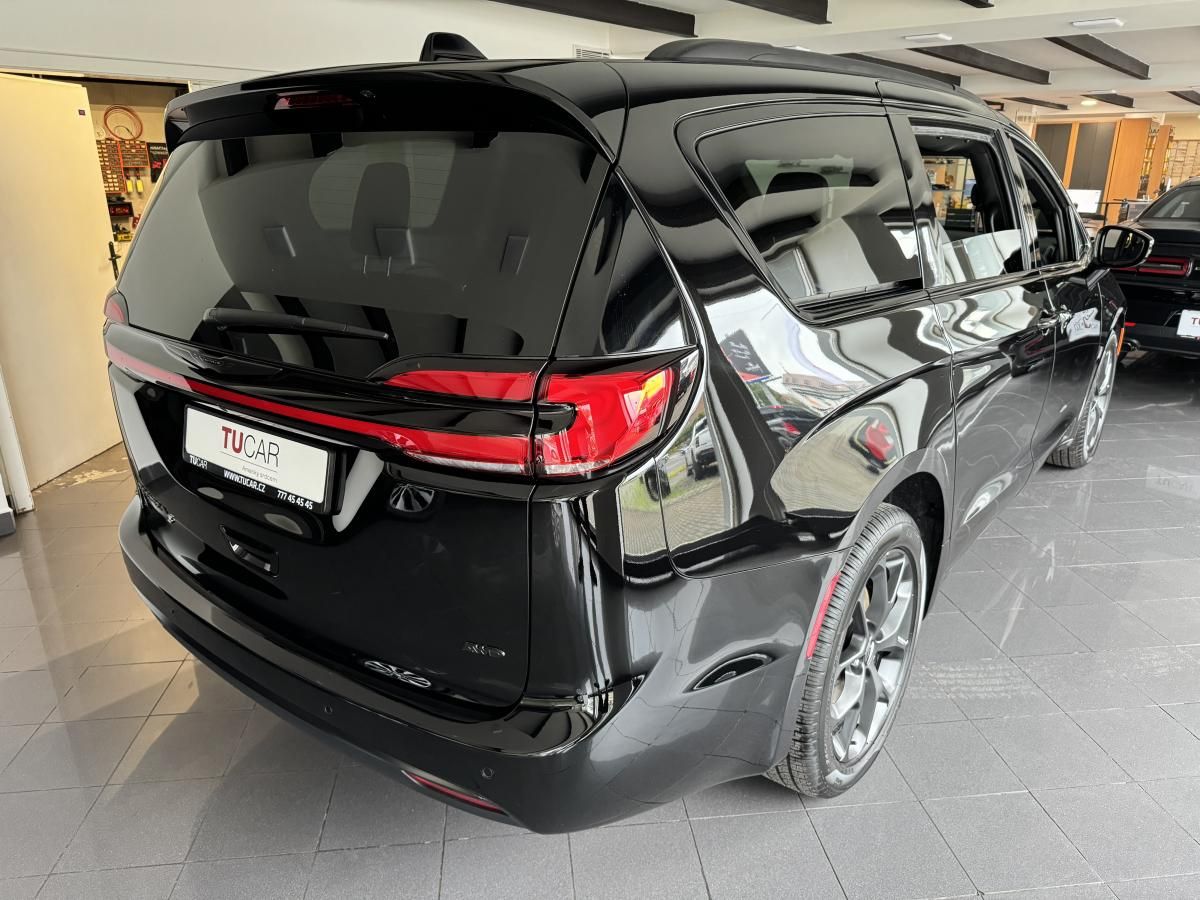 Chrysler Pacifica, AWD Touring-L S-Appearance - fotka 4