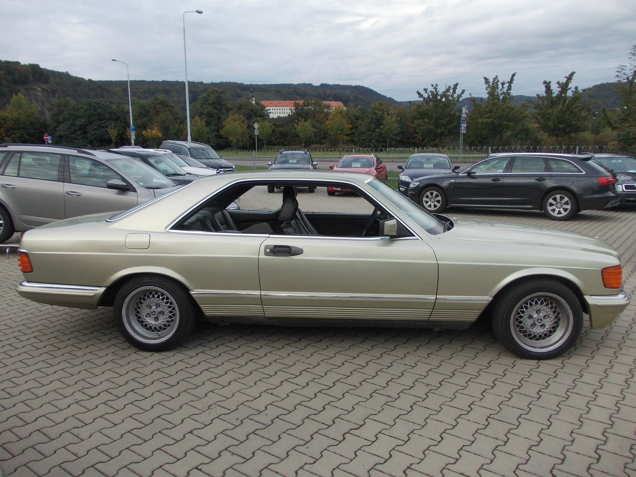 Mercedes-Benz Třídy S, 500 SEC - fotka 6