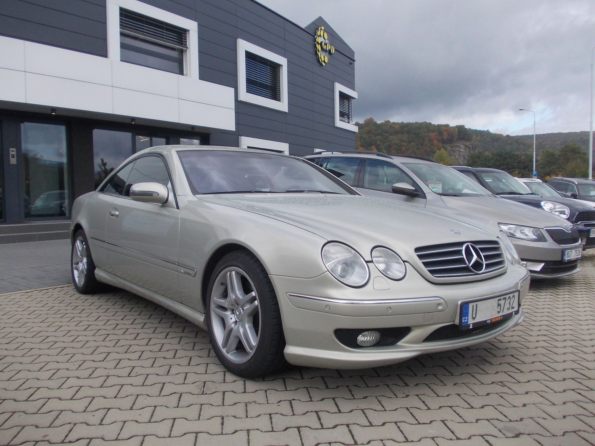 Mercedes-Benz CL, 600 V12 270KW