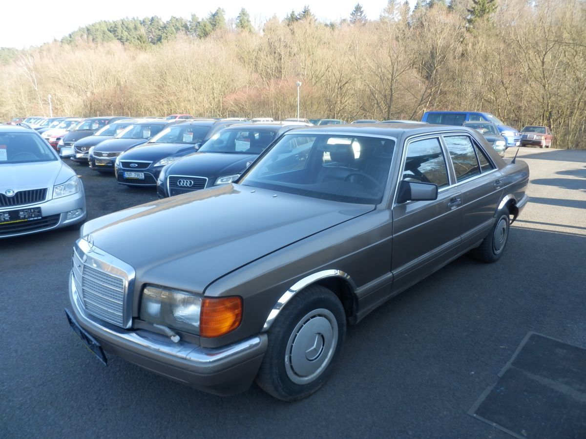 Mercedes-Benz 126, 300SE 3,0 132KW - fotka 5