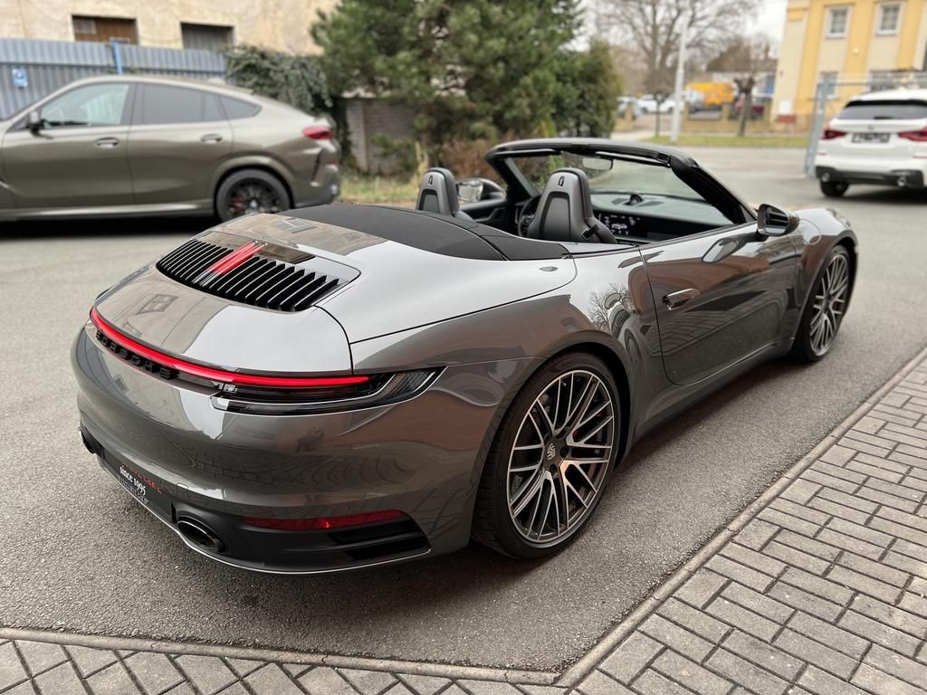 Porsche 911, 992 Carrera S Cabrio Sport R21 - fotka 6