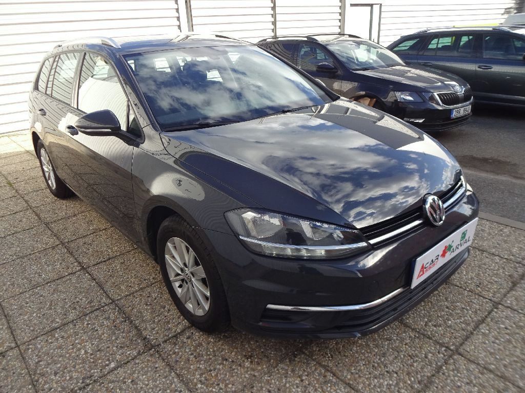 Volkswagen Golf, kombi , 1,6 tdi , 85 kW - fotka 2