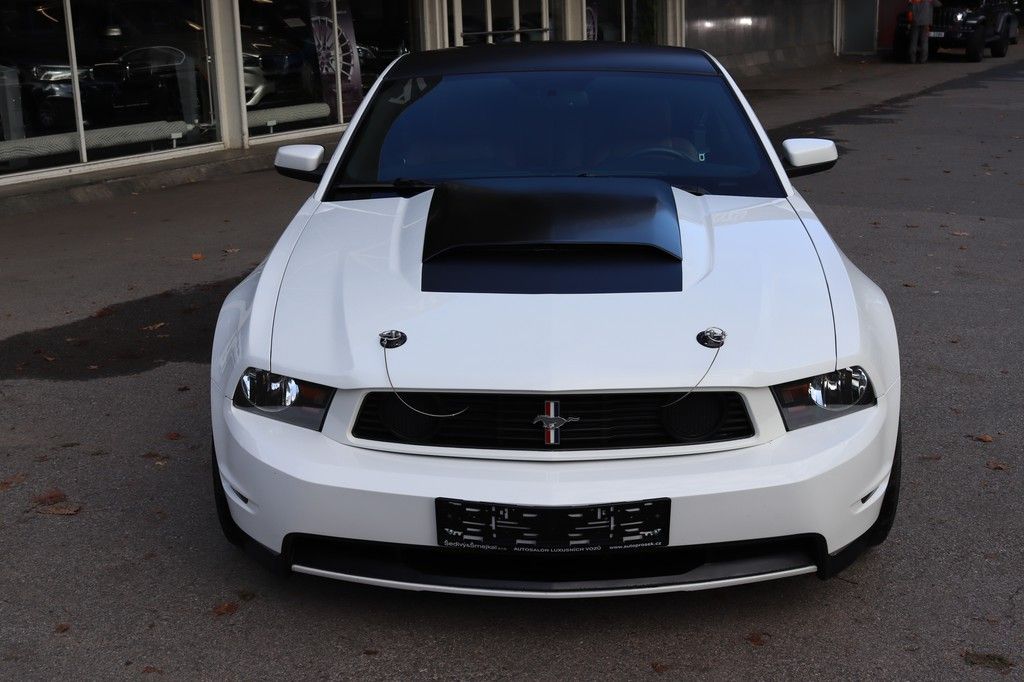Ford Mustang, GT COUPE 5.0 V8 307kW MANUÁL - fotka 2