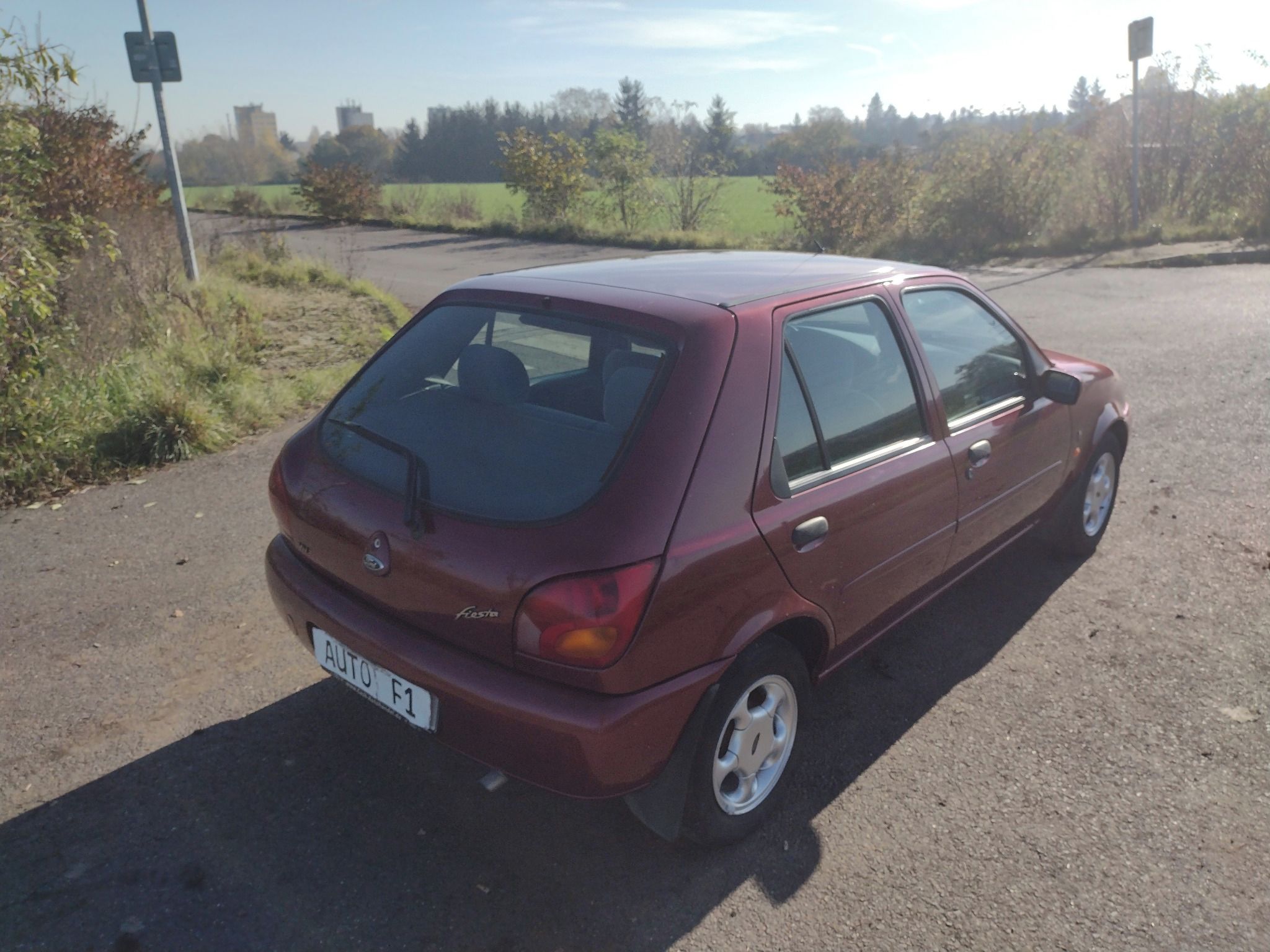 Ford Fiesta, 1,25 16V 55kW GHIA  KLIMA - fotka 6