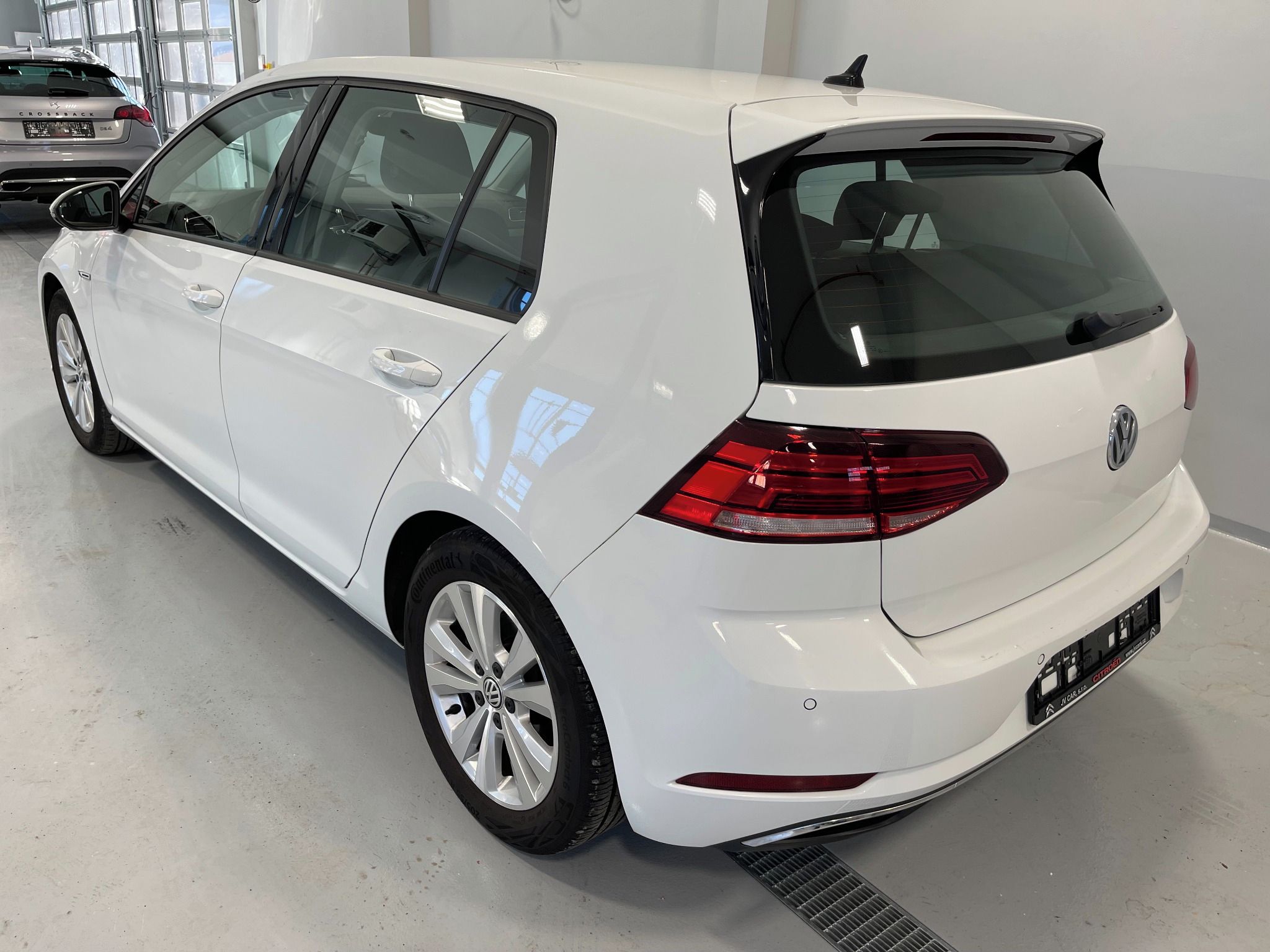 Volkswagen Golf - fotka 4