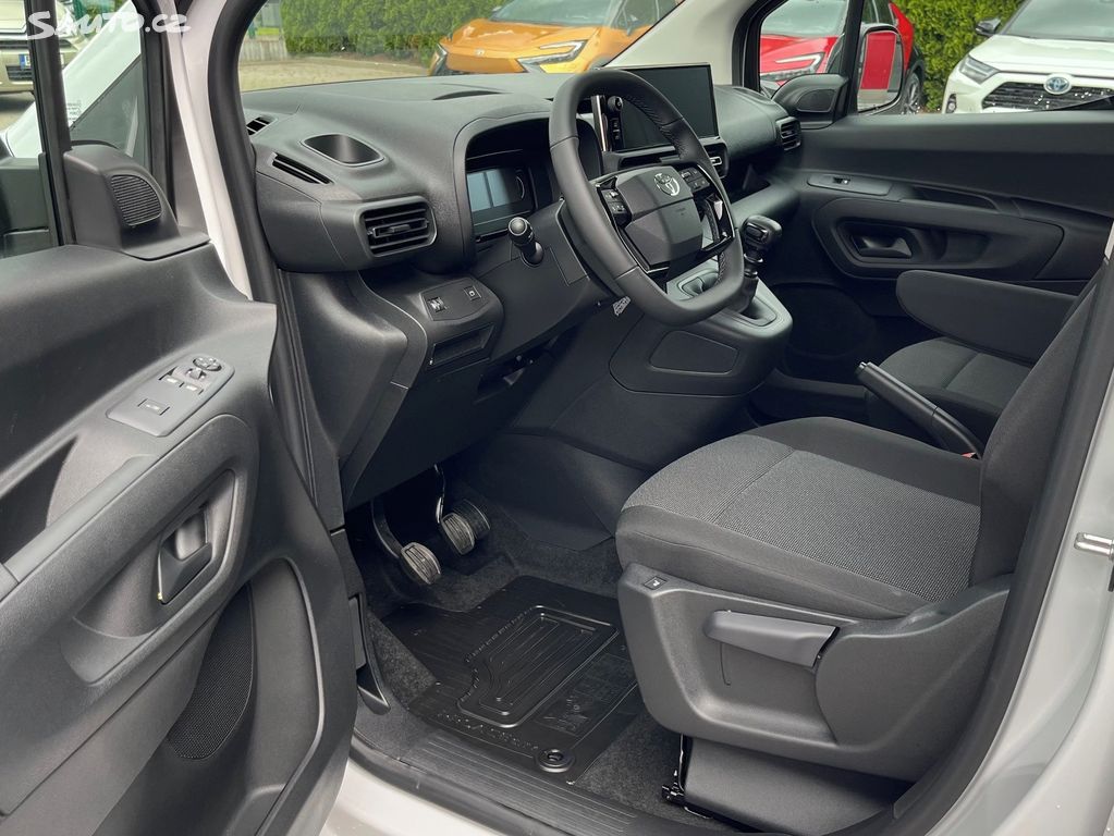Toyota Proace City L2 1,5D 100PS Multim | Sauto.cz