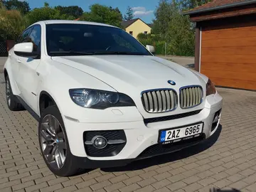 BMW X6, xDrive 40d, 225kW, ČR, DPH