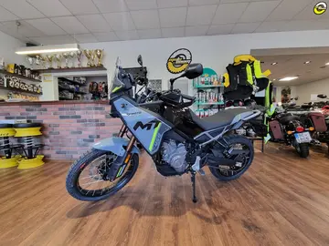 CFMOTO, 450 MT-R