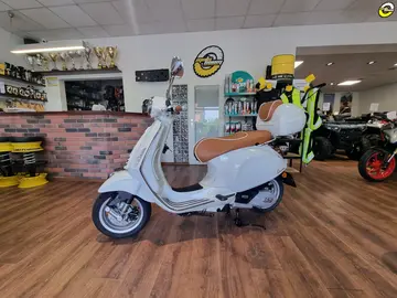 Vespa Primavera, 125 3V ABS Luxury