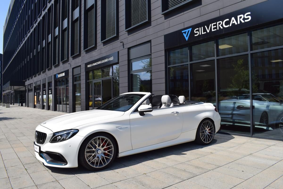 Mercedes-Benz Třídy C, C63S AMG/605PS/Akrapovic/Karbo