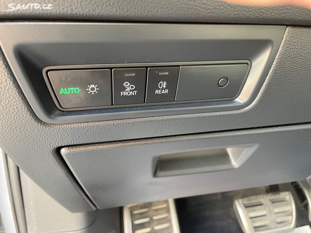 Volkswagen Touareg, 3,0 TDi 4X4 210kW R-LINE