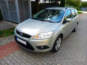 Ford Focus, 1,6i Benzín 74kW, Klima, CZ