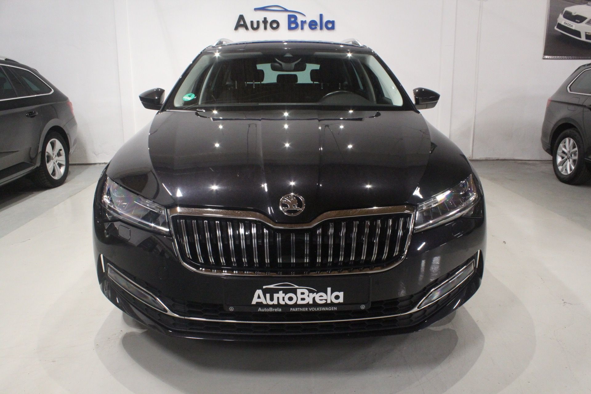 Škoda Superb, 2.0TDI DSG STYLE Facelift - fotka 4