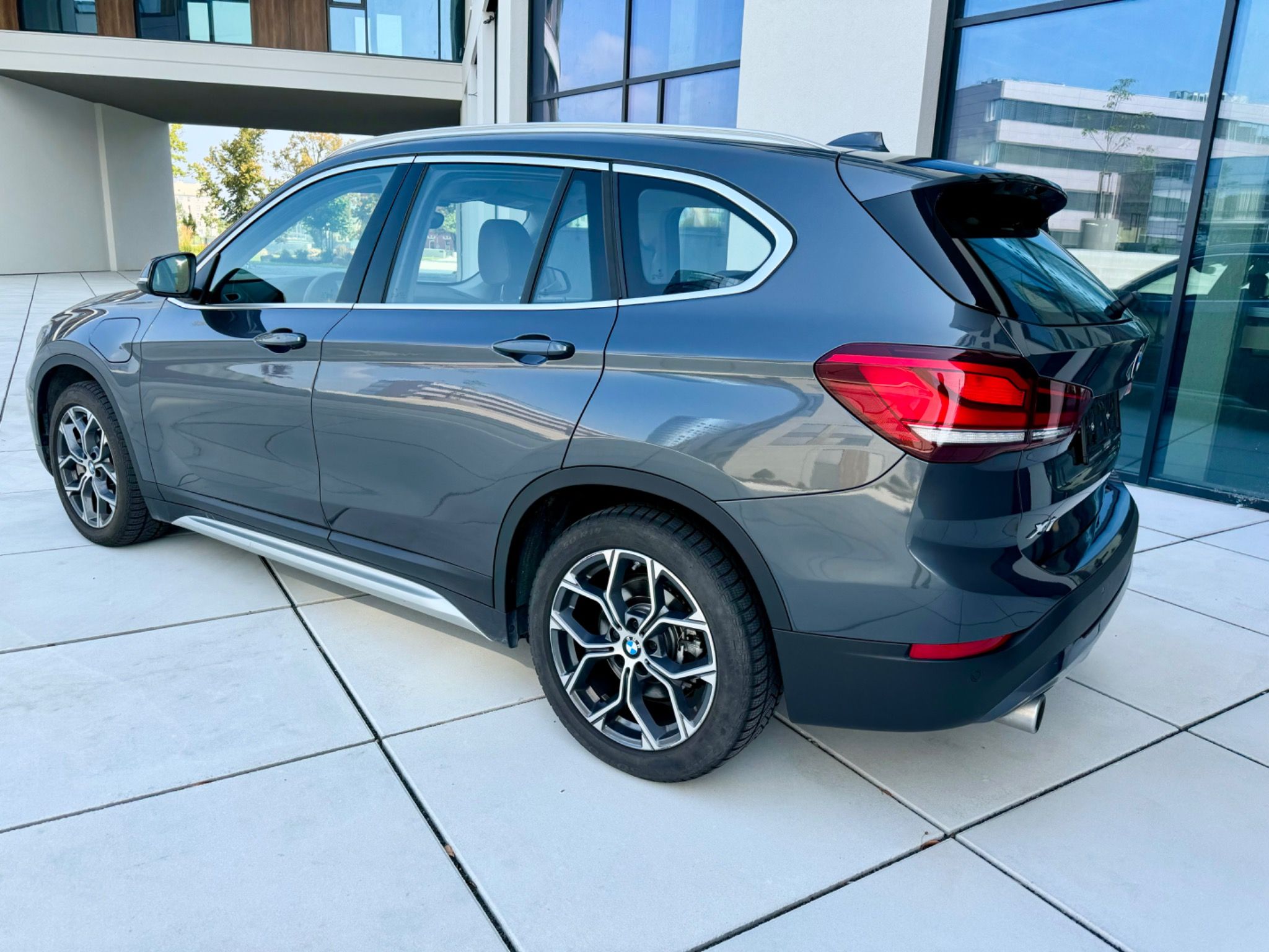 BMW X1, xDrive 25e AUT Plug in Hybrid - fotka 3