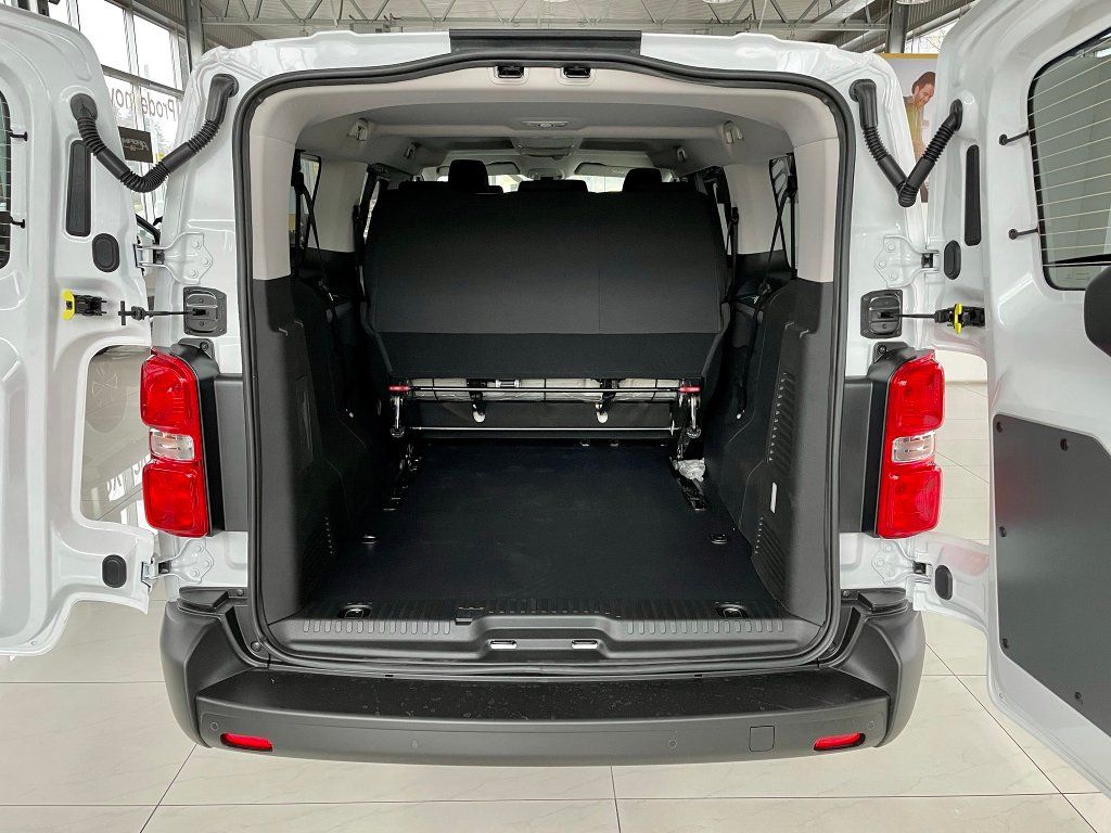 Opel Vivaro, e Combi "L" 100 kW / 50 kWh - fotka 5