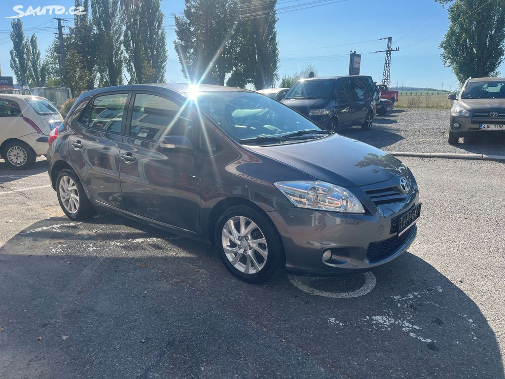 Toyota Auris, fotka 7