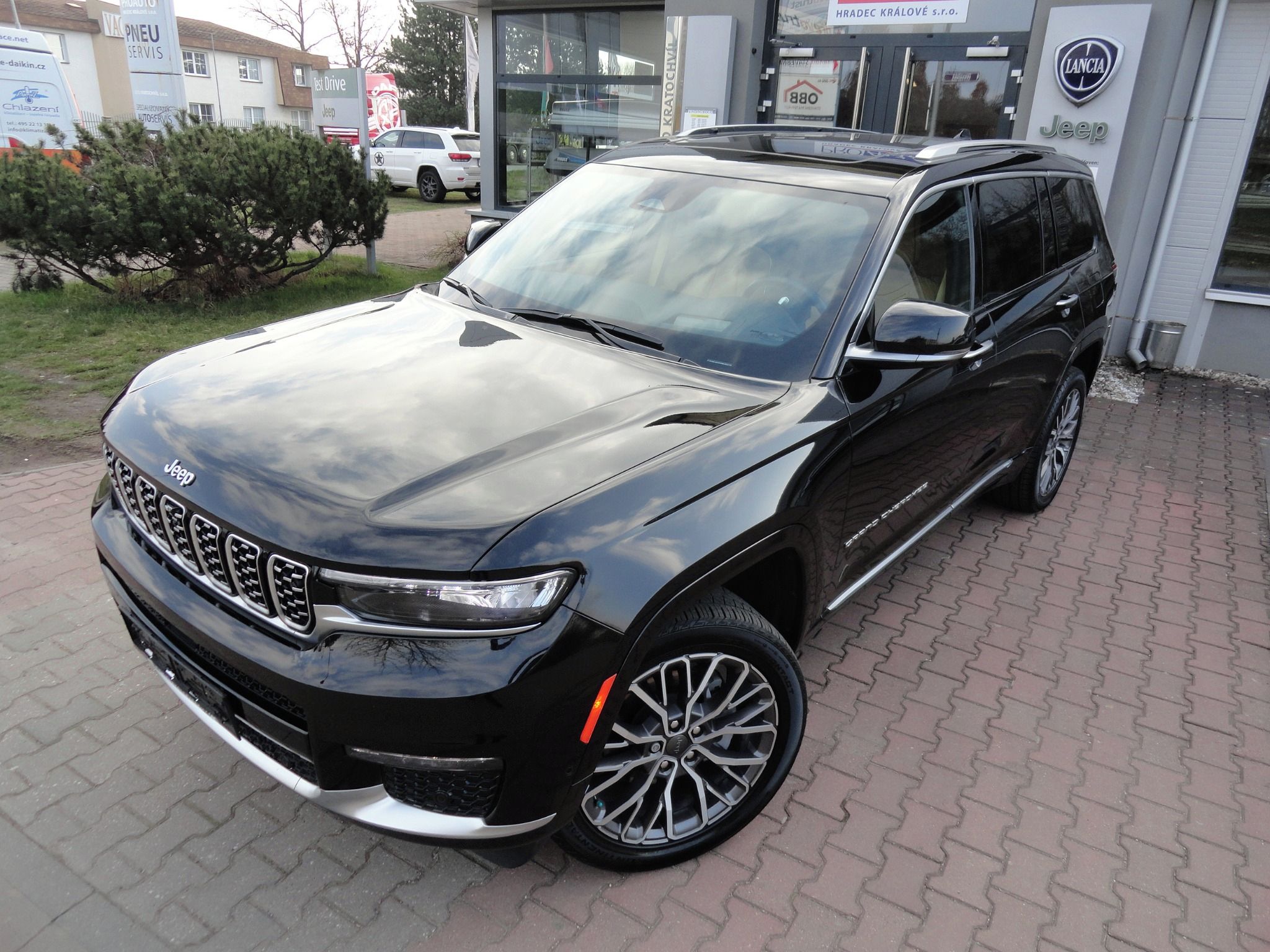 Jeep Grand Cherokee, L 3,6 V6 SUMMIT RESERVE - fotka 2