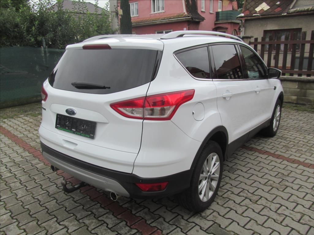 Ford Kuga, 2,0 TOP STAV  4x4 TITANIUM TAŽ - fotka 4