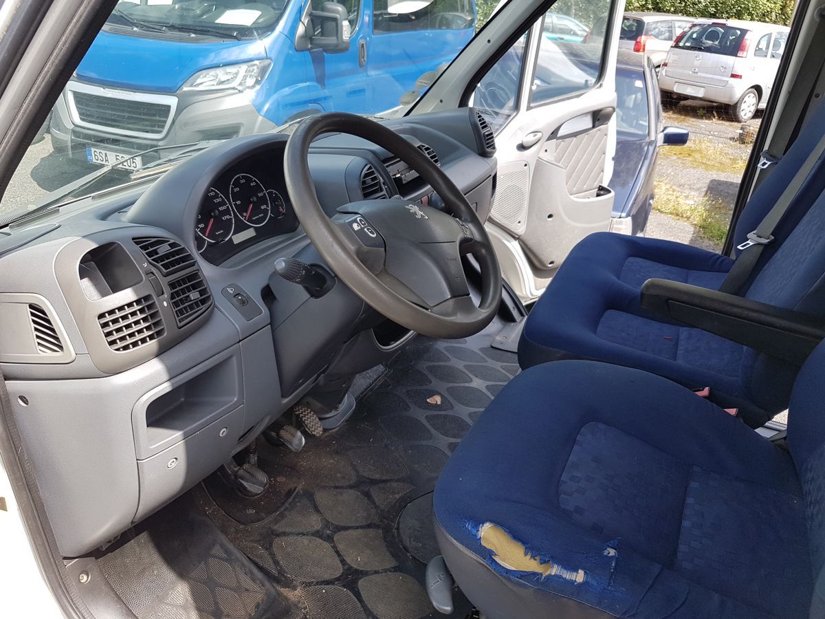 Peugeot Boxer, 2.2HDi 74KW 9MÍST - fotka 6