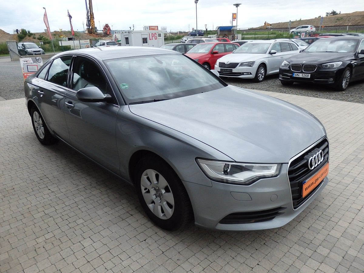 Audi A6, LIMOUSINE 3,0TDi 150kW SERVISK - fotka 3