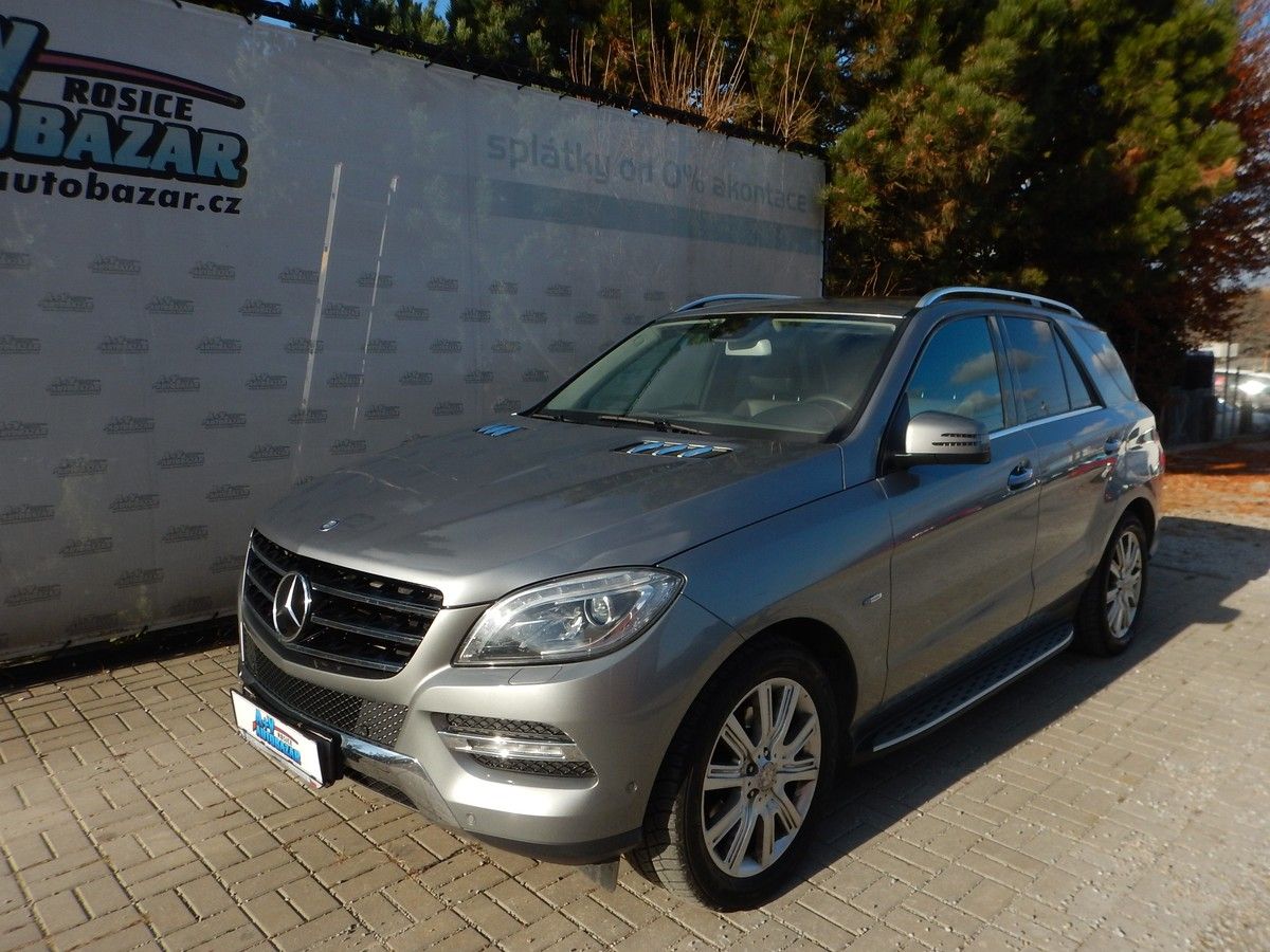 Mercedes-Benz Třídy M, ML 350 BLUETEC 4MATIC - fotka 2