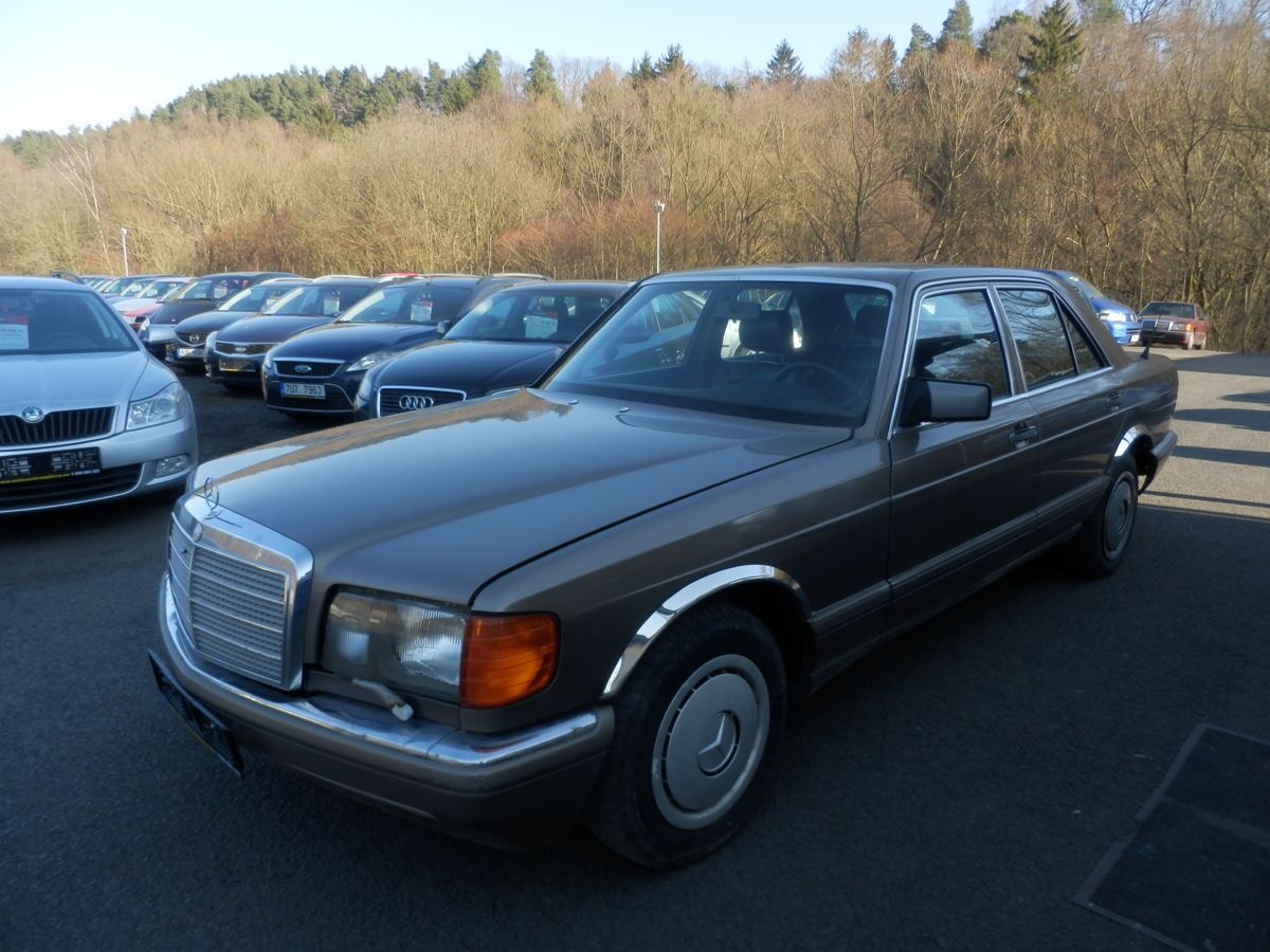Mercedes-Benz 126, 300SE 3,0 132KW - fotka 4