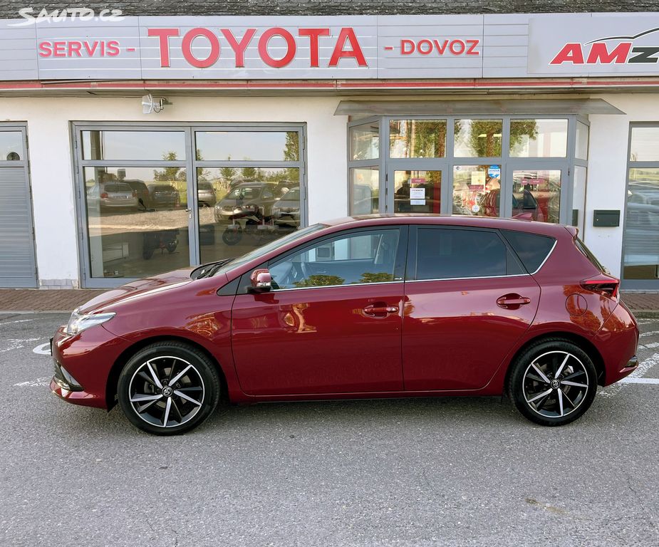 Toyota Auris, fotka 3