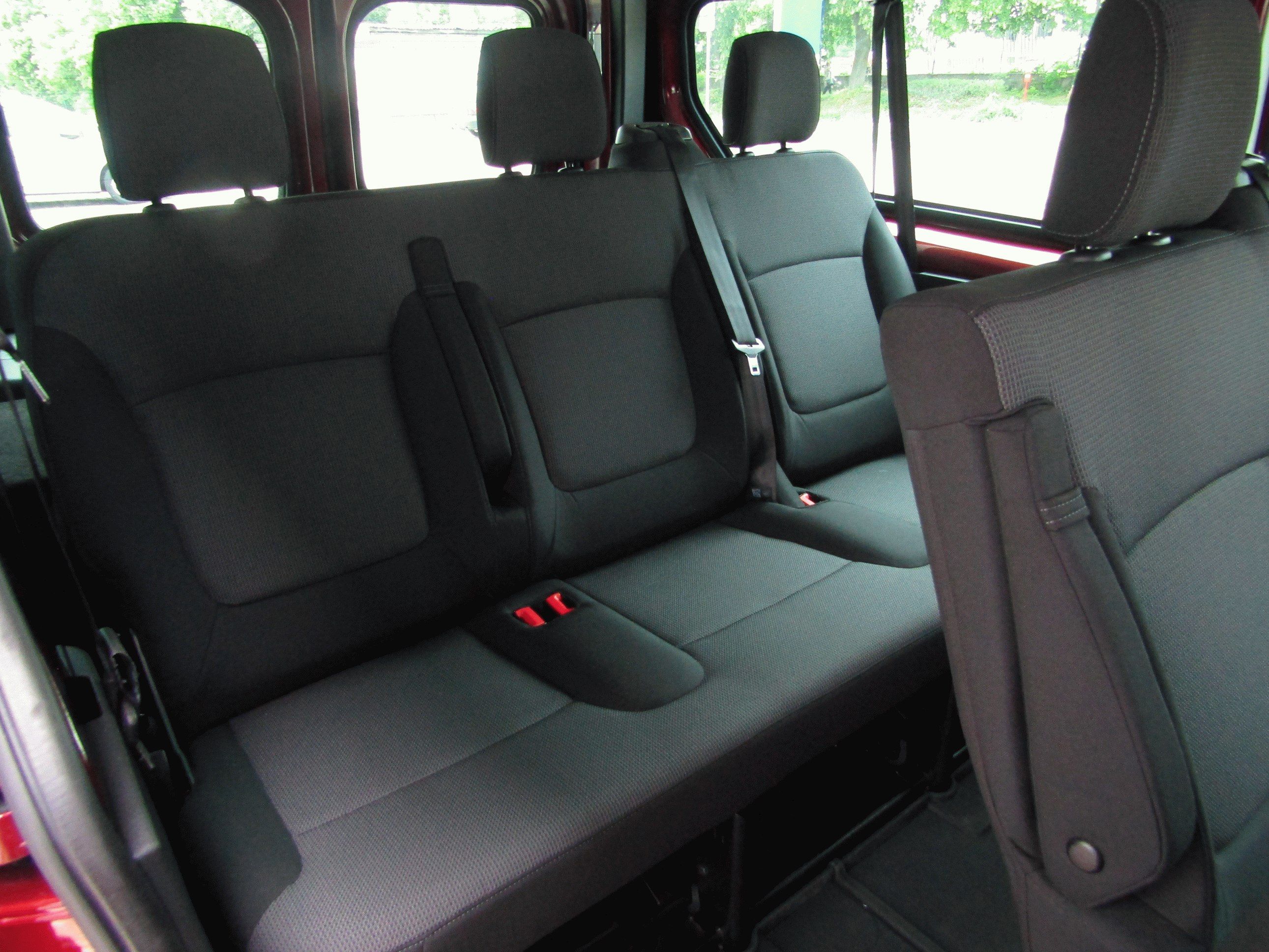 Renault Trafic, Blue dCi 150 Cool L2 9 míst - fotka 6