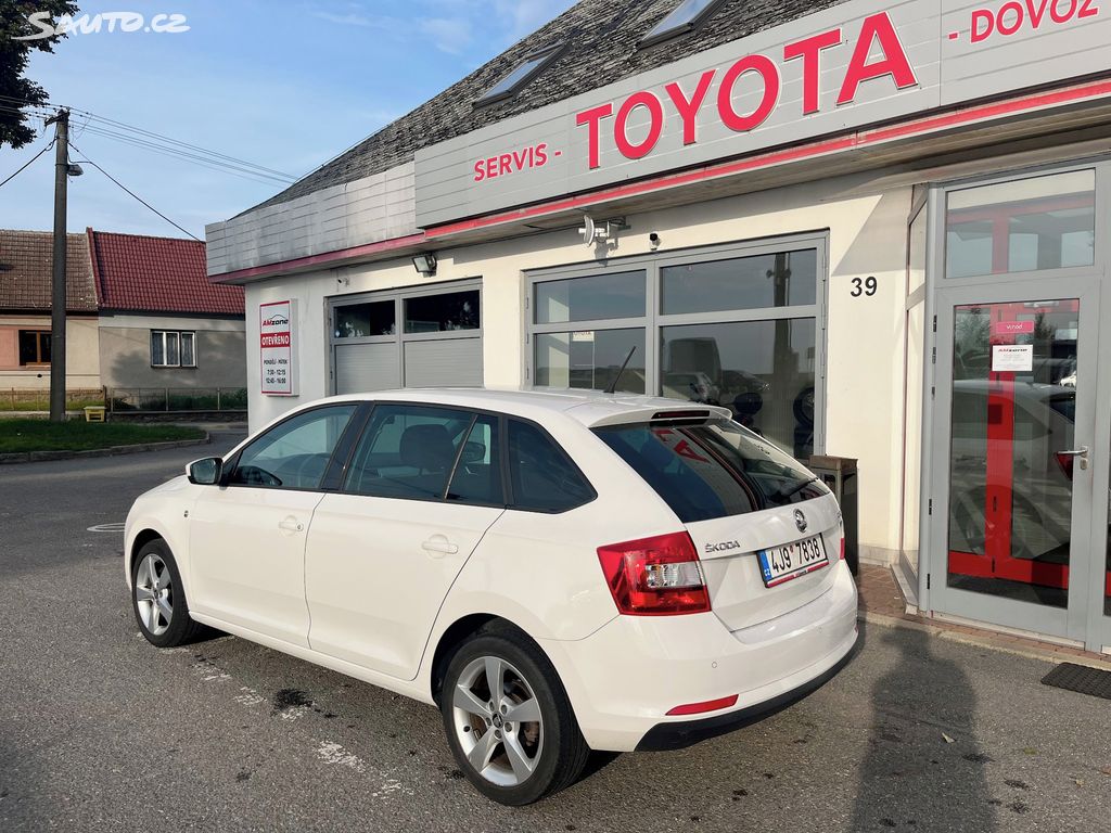 Škoda Rapid, fotka 3