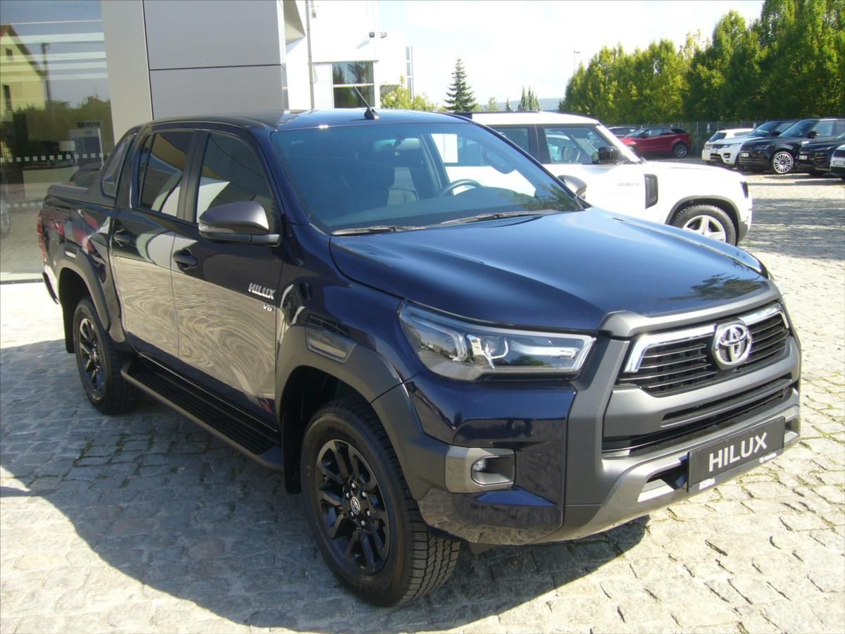 Toyota Hilux, Double Cab  4,0V6 Adventure 6A