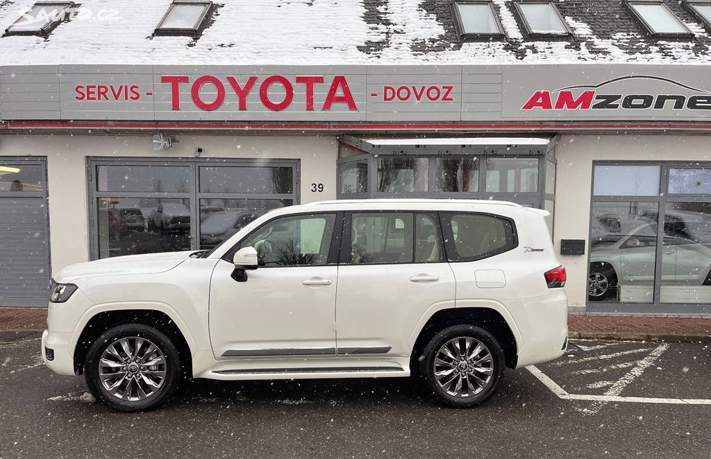 Toyota Land Cruiser 300, fotka 3