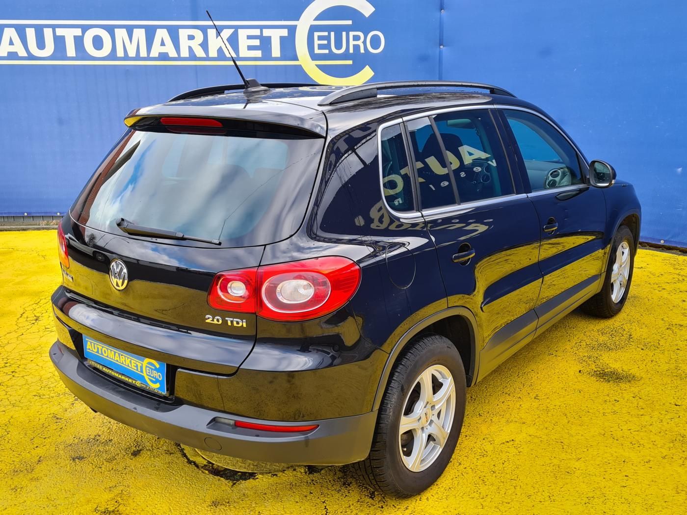 Volkswagen Tiguan, 2,0 TDi 4-MOTION TRACK,KUŽE,XE - fotka 4
