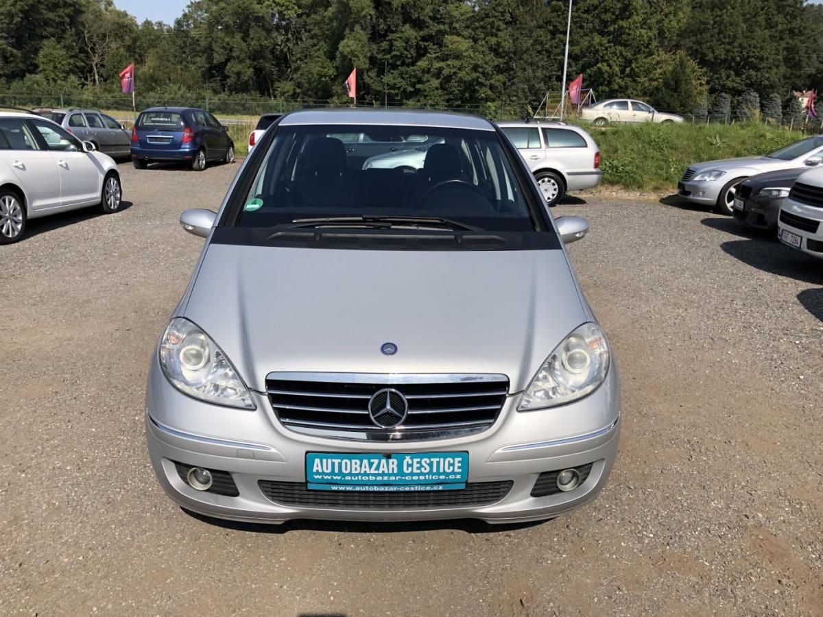 Mercedes-Benz Třídy A, 1.5i - fotka 2