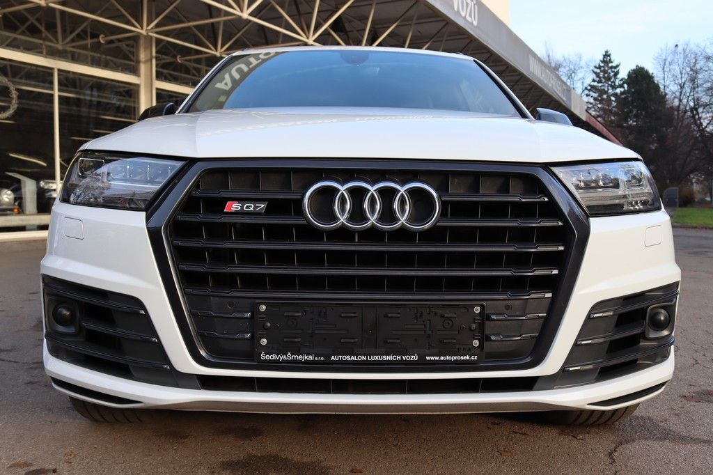 Audi SQ7, V8 BITURBO 4.0TDI QU 320kW DPH - fotka 3