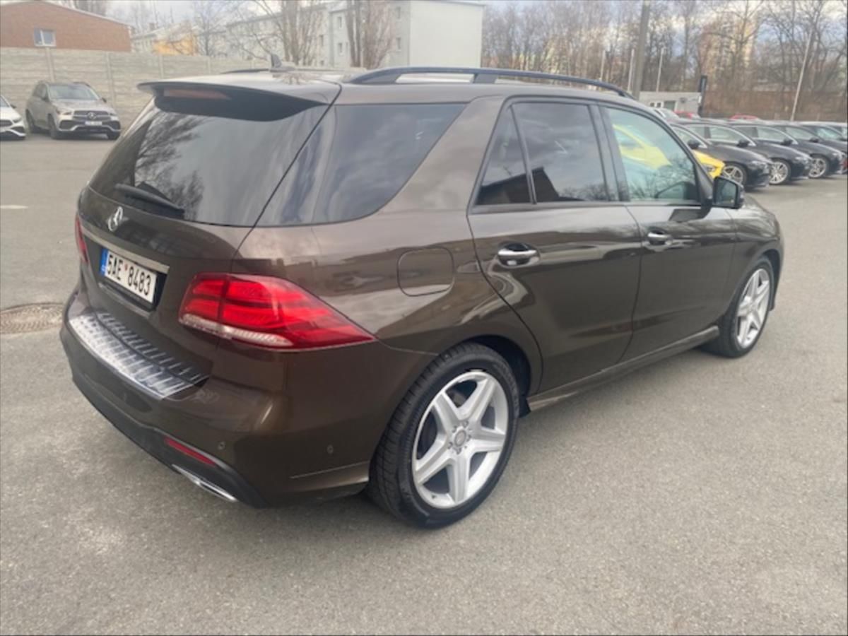 Mercedes-Benz GLE, 350 BlueTEC 4MATIC - fotka 5