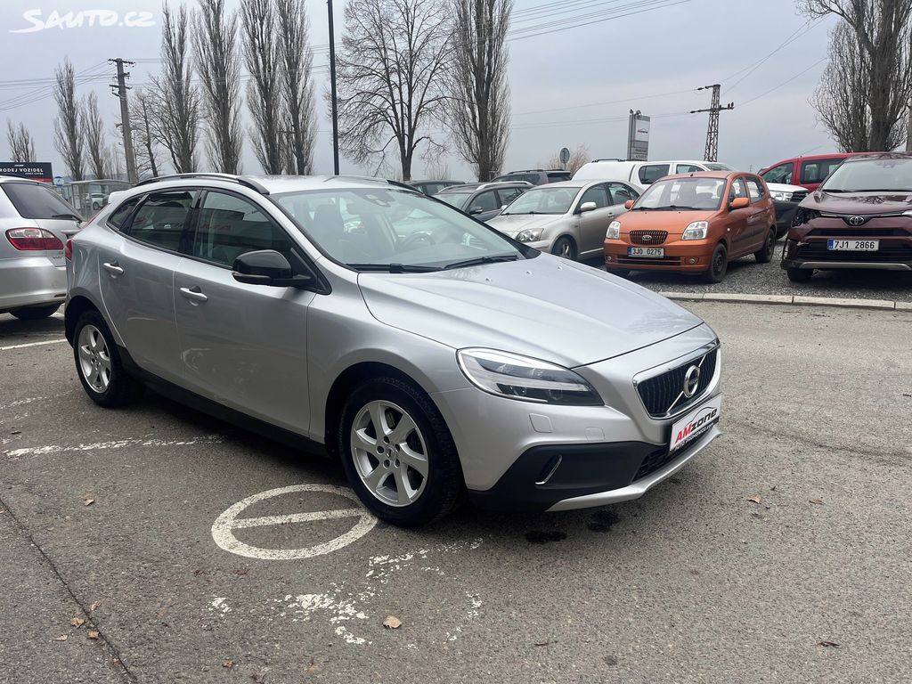 Volvo V40, fotka 6